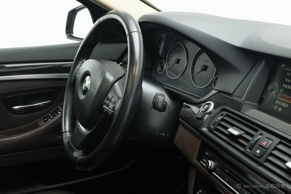 BMW 5 Series 2014 525Li Luxury Design Package – фото 13