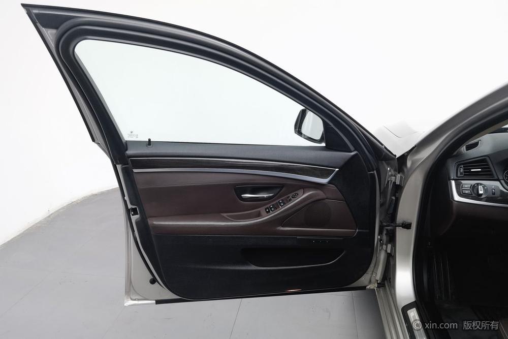 BMW 5 Series 2014 525Li Luxury Design Package – фото 22