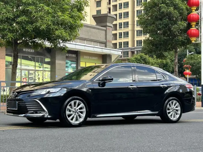 Toyota Camry 2023 Model 2.0G Deluxe Edition – фото 1