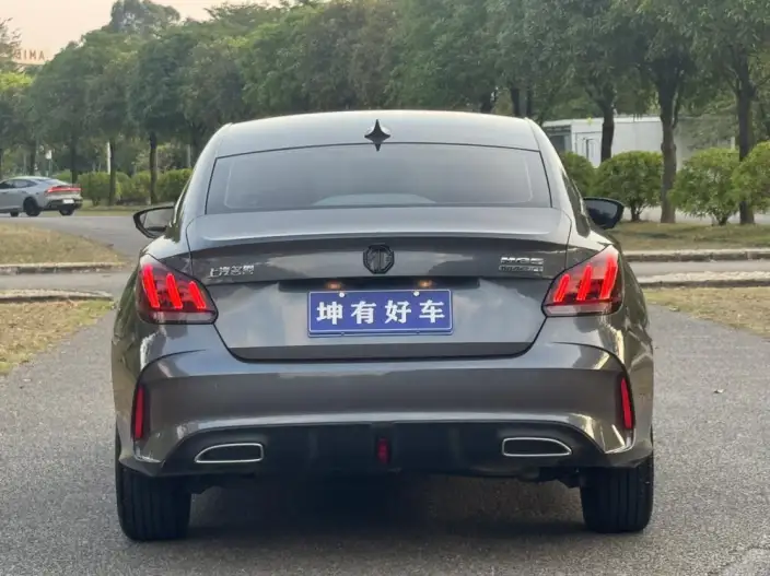 MG5 2021 Model 180DVVT CVT Youth Deluxe Edition
