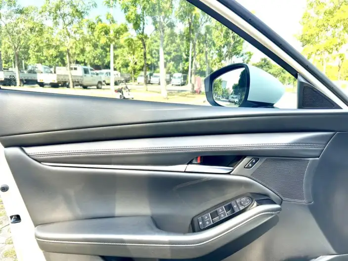 Mazda3 Axela 2023 Model 2.0L Automatic Zhi Engine Edition – фото 8