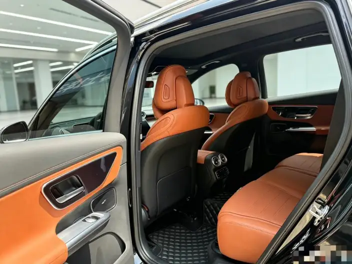 Mercedes-Benz GLC 2024 Model GLC 300 L 4MATIC Dynamic Model 5 seat – фото 9