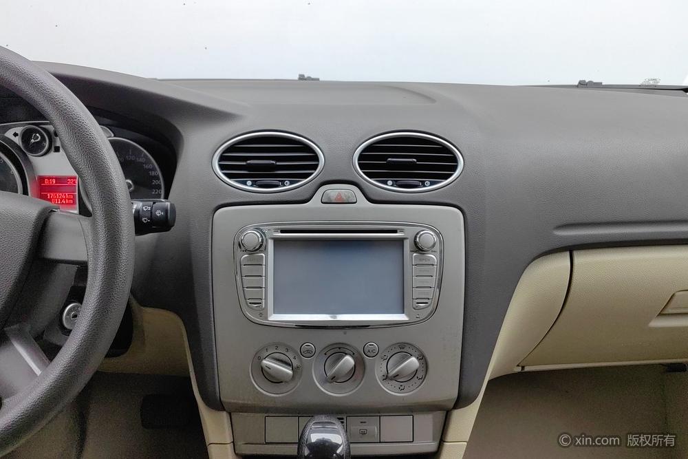 Ford Focus 2012 модификация Тройная литиевая батарея кузов Classic 1.8L автоматическое Manual Basic – фото 10