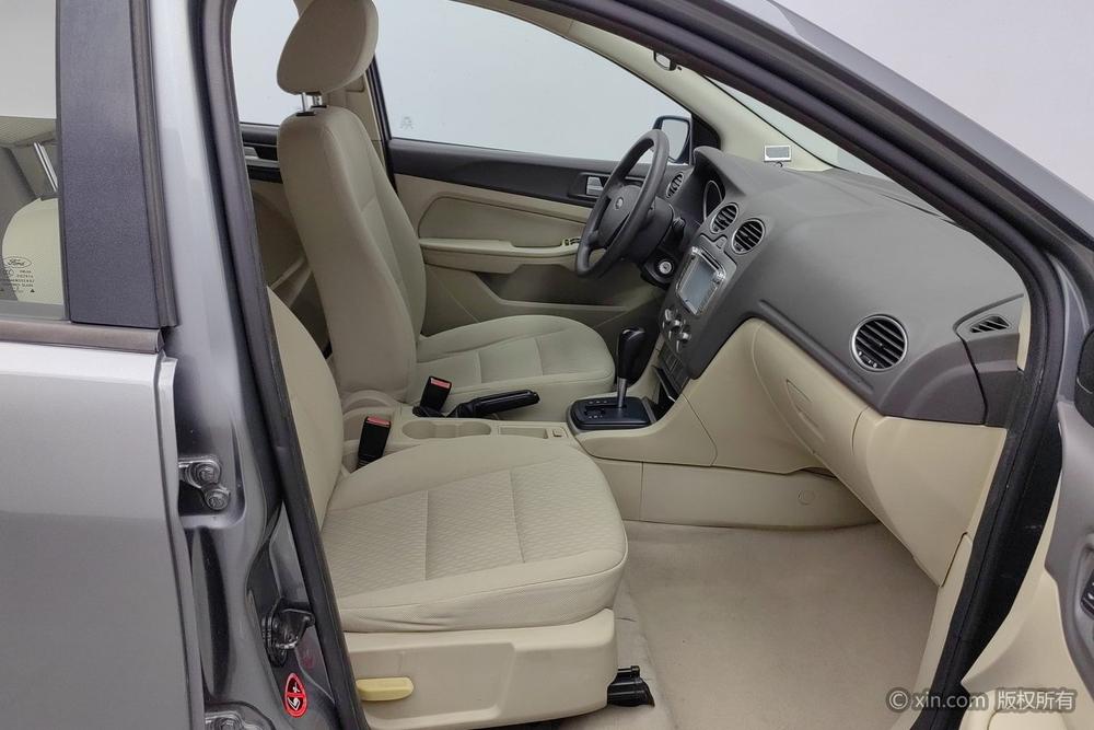 Ford Focus 2012 модификация Тройная литиевая батарея кузов Classic 1.8L автоматическое Manual Basic – фото 11