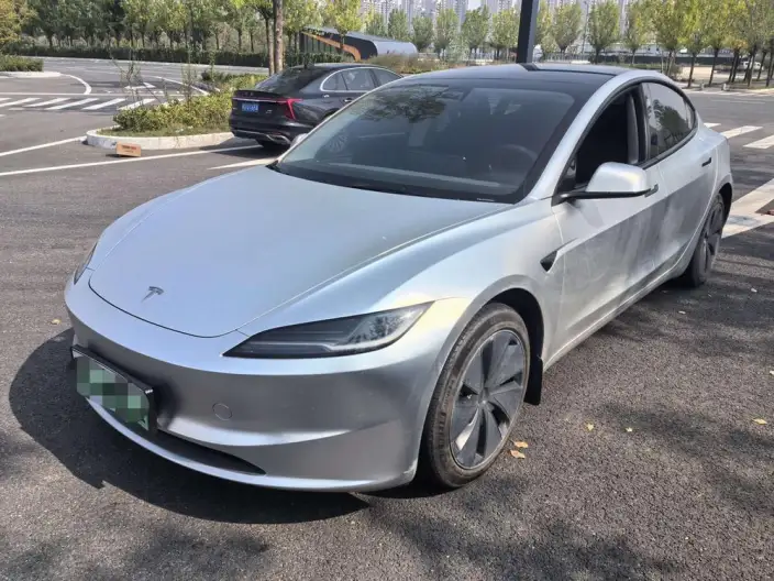 Model 3 2023 Model Long Battery Life Pro All-wheel drive version – фото 1