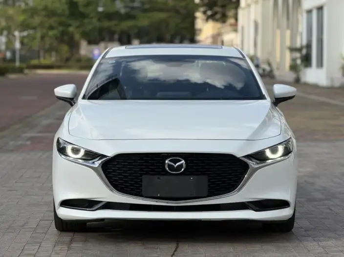 Mazda3 Axela 2023 Model 2.0L Automatic Zhi Shine Edition