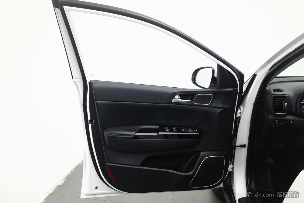 KIA KX5 2016 модификация 2.0L автоматическое 2WD GLS – фото 21