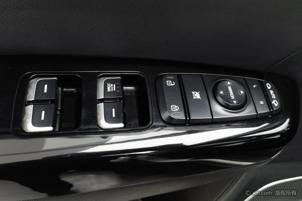 KIA KX5 2016 модификация 2.0L автоматическое 2WD GLS – фото 22