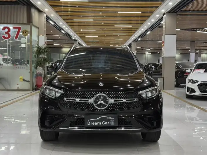 Mercedes-Benz GLC 2023 Model GLC 300 L 4MATIC Dynamic Model 5 seat
