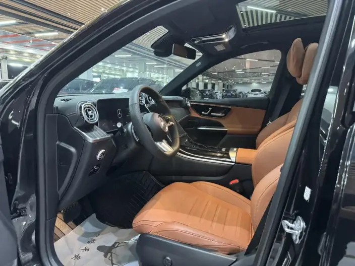 Mercedes-Benz GLC 2023 Model GLC 300 L 4MATIC Dynamic Model 5 seat – фото 8