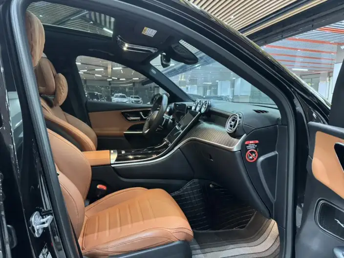 Mercedes-Benz GLC 2023 Model GLC 300 L 4MATIC Dynamic Model 5 seat – фото 10
