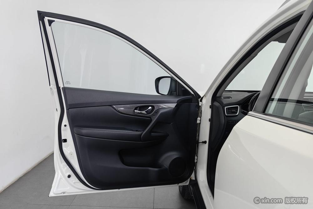 Nissan X-Trail 2014 2.5L CVT Luxury 4WD – фото 21