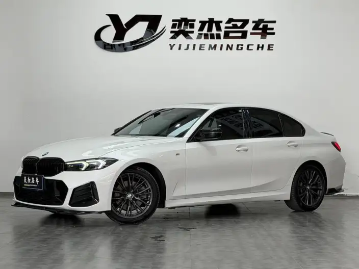 BMW 3 Series 2023 Model 325i M Sports Night Set