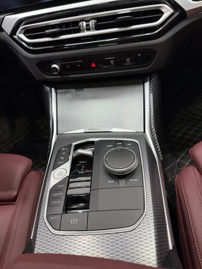 BMW 3 Series 2023 Model 325i M Sports Night Set – фото 7