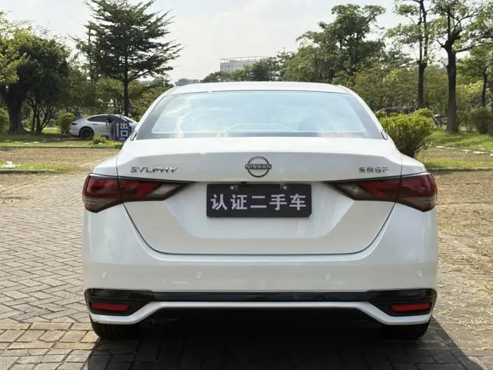 Nissan Sylphy 2023 Model 1.6L CVT Yuexiang Edition – фото 6