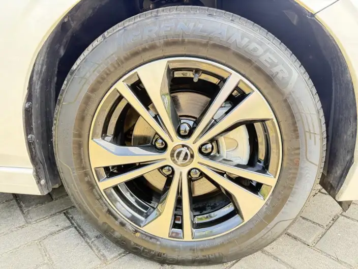 Nissan Sylphy 2023 Model 1.6L CVT Yuexiang Edition – фото 8