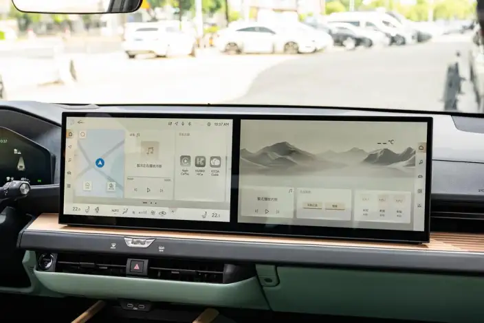 Lexus ES 2026 Model 300h – фото 9