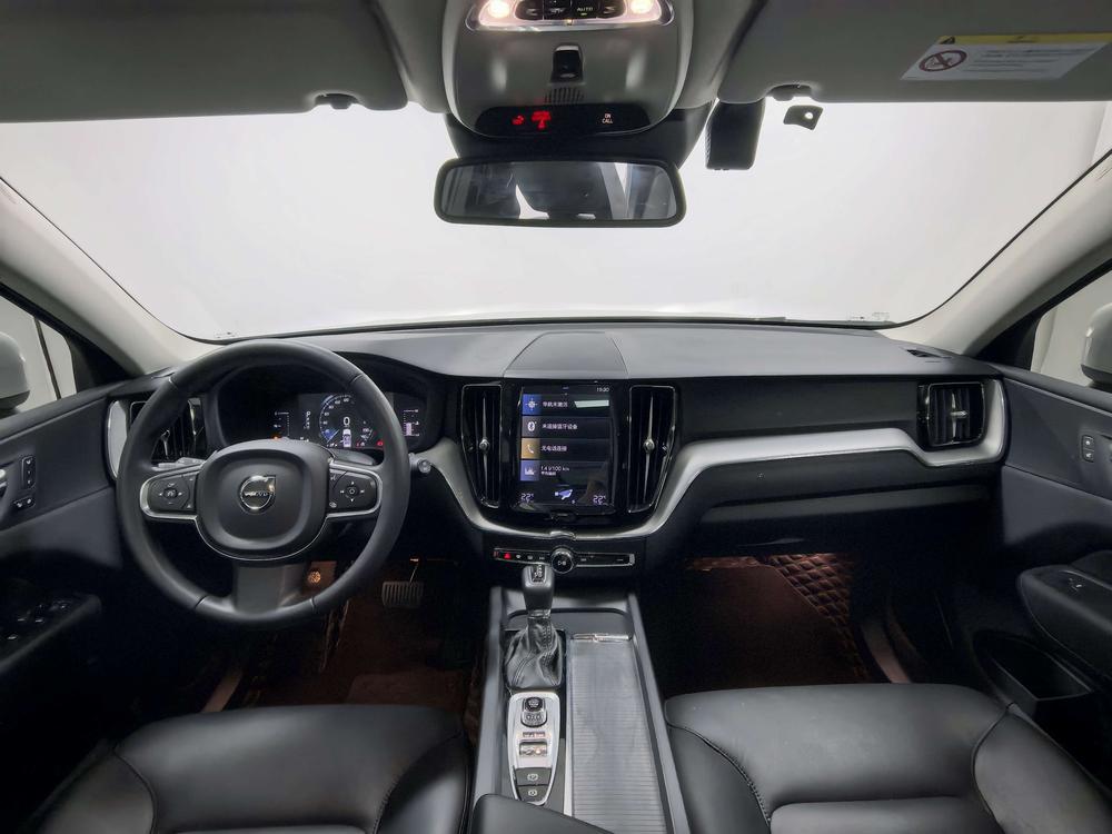 Volvo XC60 2021 T5 AWD Intelligent Refined Luxury – фото 14