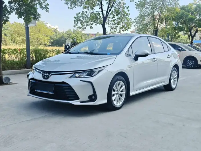 Toyota Corolla 2021 Model Hybrid 1.8L E-CVT Elite Edition – фото 1