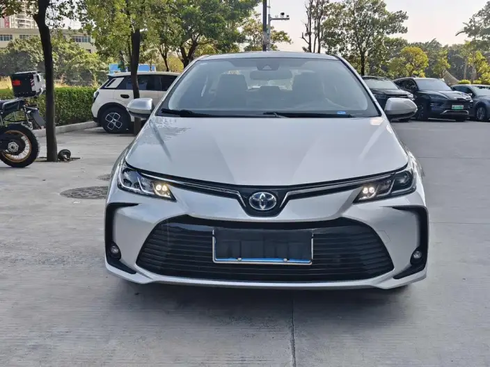 Toyota Corolla 2021 Model Hybrid 1.8L E-CVT Elite Edition – фото 2