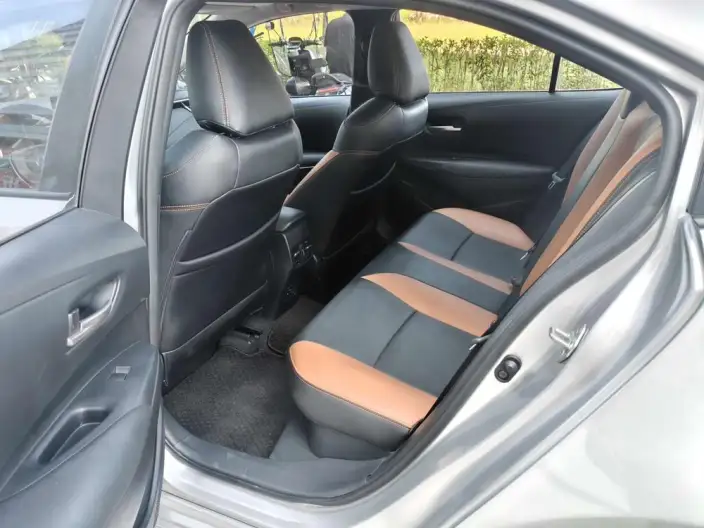 Toyota Corolla 2021 Model Hybrid 1.8L E-CVT Elite Edition – фото 9