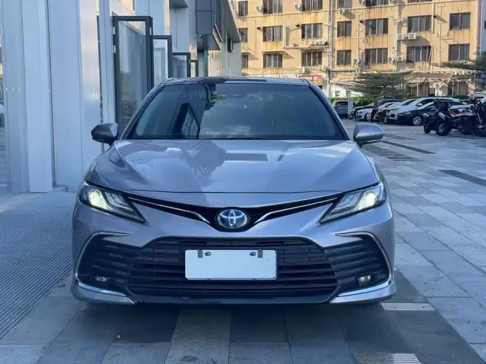 Toyota Camry 2021 Model Hybrid 2.5HG Deluxe Edition – фото 6