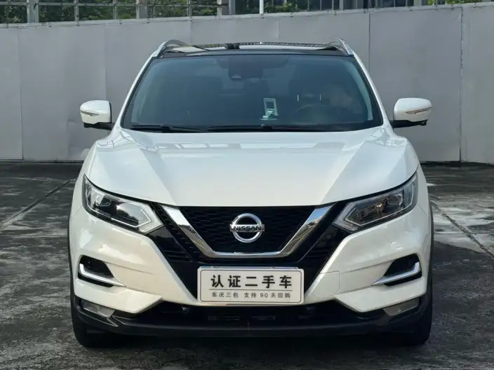 Nissan Qashqai 2022 Model 2.0L XV Prem. Deluxe Edition