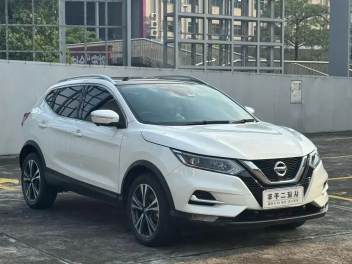 Nissan Qashqai 2022 Model 2.0L XV Prem. Deluxe Edition