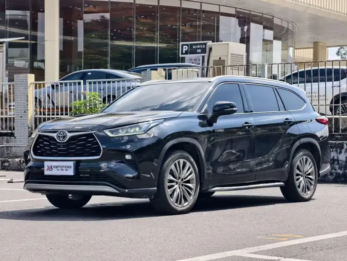 Toyota Highlander 2022 Model Hybrid 2.5L 4WD Supreme Edition 7 seat – фото 1