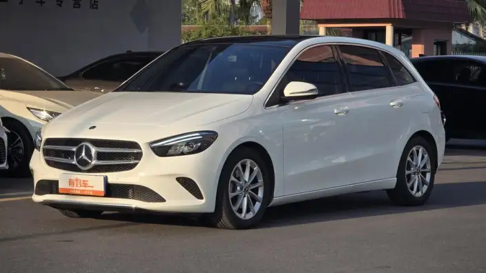 Mercedes-Benz B-Class 2021 Model B 200 Fashion Model