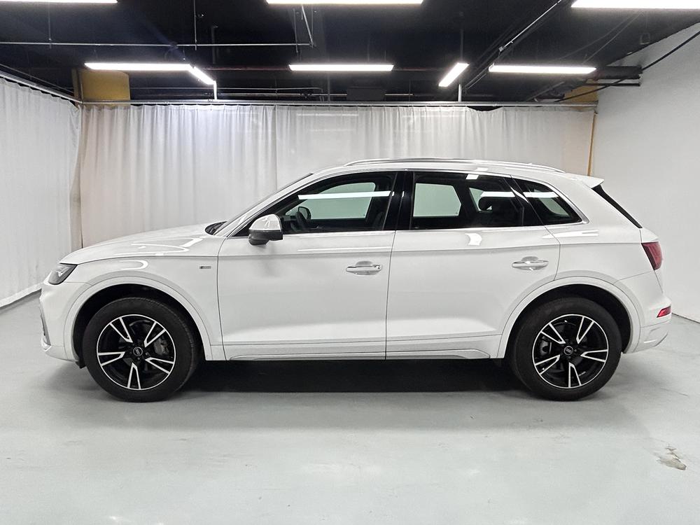 Audi Q5L 2024 модификация 40TFSI Fashion Dynamic