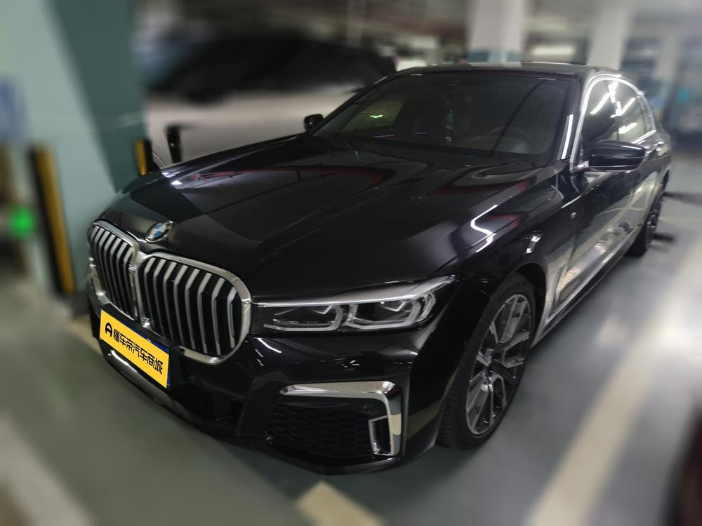 BMW 7 Series Модель 2019 года 740Li Leading M Sports Set