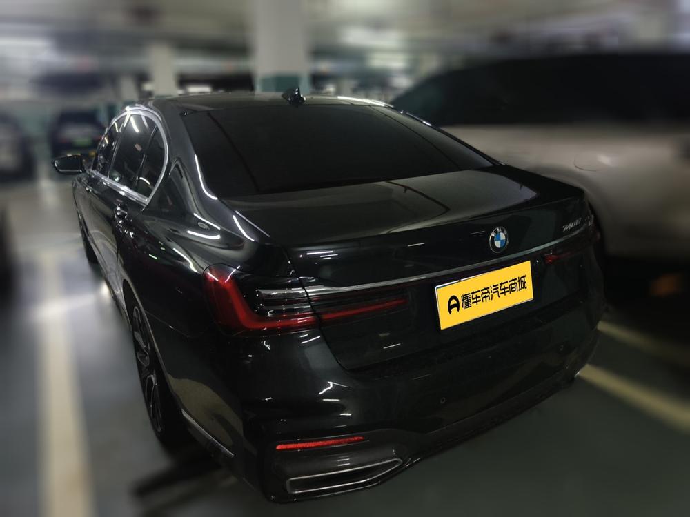 BMW 7 Series Модель 2019 года 740Li Leading M Sports Set