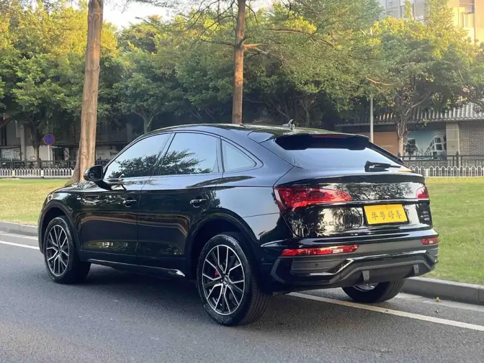 Audi Q5L Sportback 2024 Model 45 TFSI Luxury Model