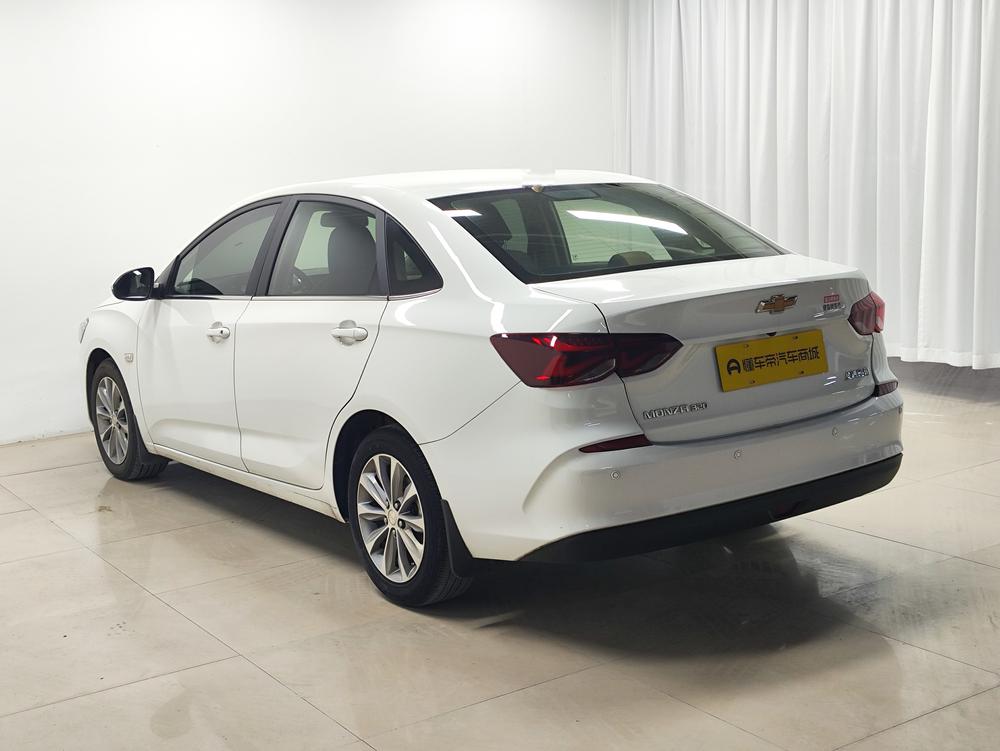 Chevrolet Corolla Модель 2020 года 320 автоматическое Yuexiang Edition – фото 5