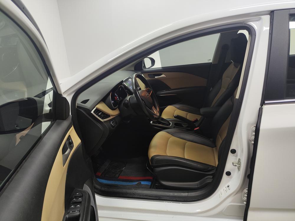 Chevrolet Corolla Модель 2020 года 320 автоматическое Yuexiang Edition – фото 17