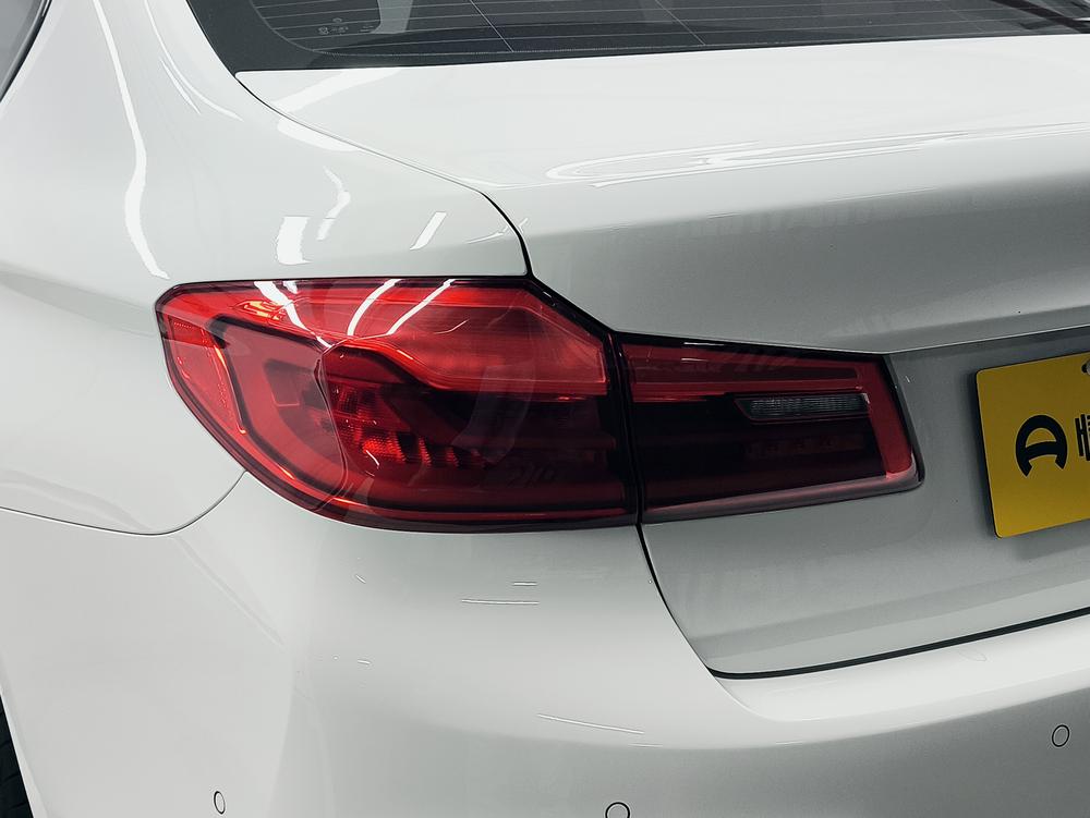 BMW 5 Series импорт Модель 2019 года комплектация 525i M Sports Set – фото 13