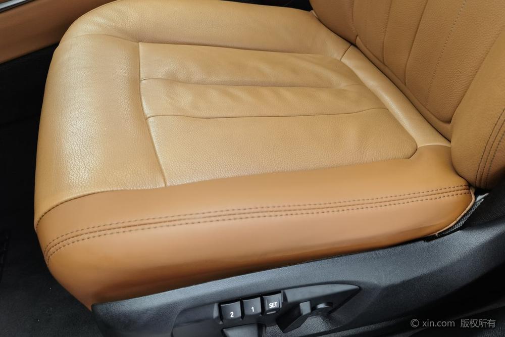 BMW X6 Модель 2018 года xDrive35i Leading – фото 18