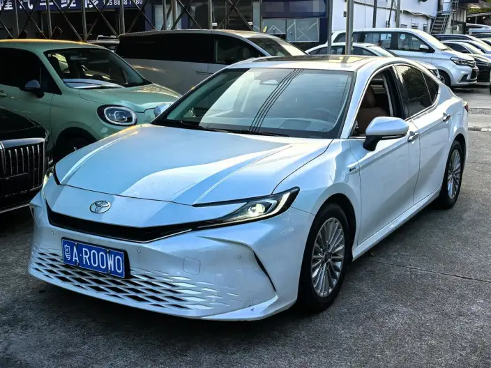 Toyota Camry 2024 Model Hybrid 2.0HGVP Deluxe Edition