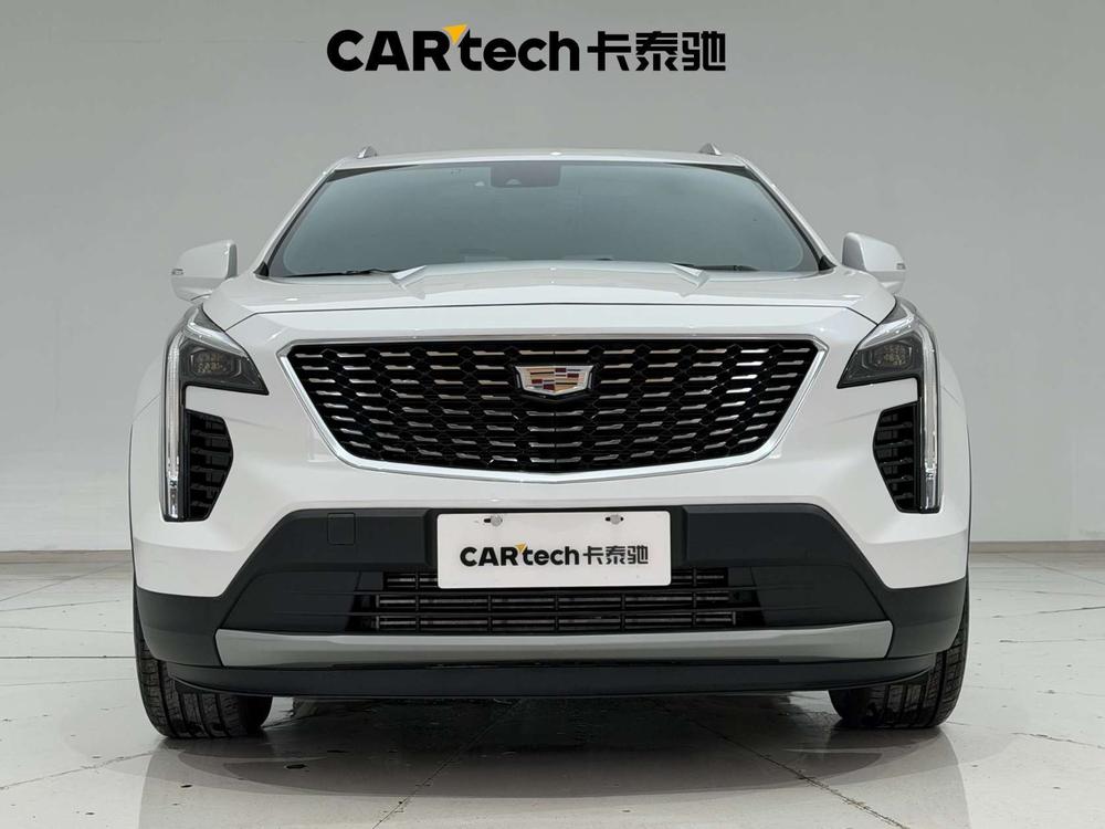 Cadillac XT4 2023 28T 2WD Premium – фото 2