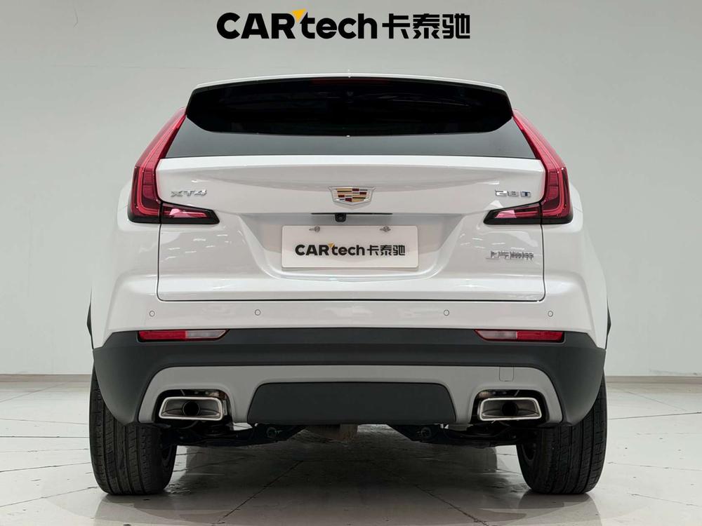 Cadillac XT4 2023 28T 2WD Premium – фото 6