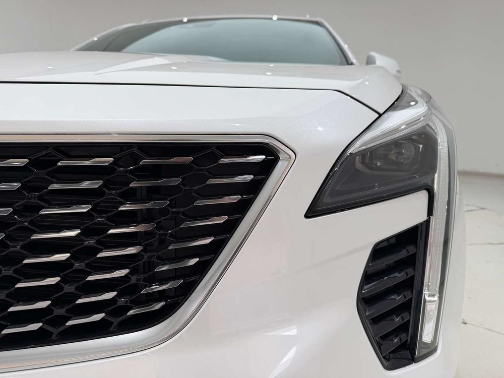 Cadillac XT4 2023 28T 2WD Premium – фото 10