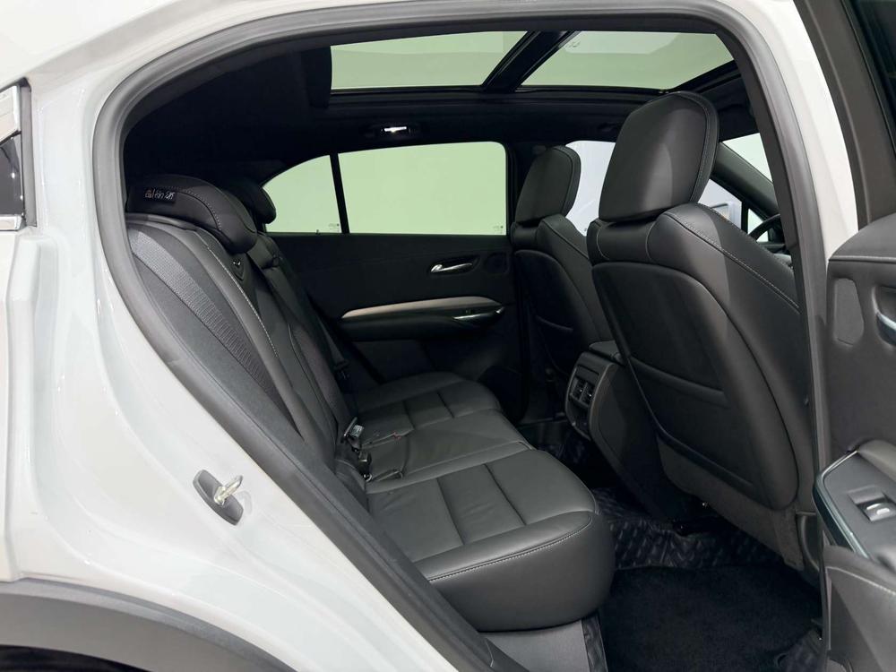 Cadillac XT4 2023 28T 2WD Premium – фото 27