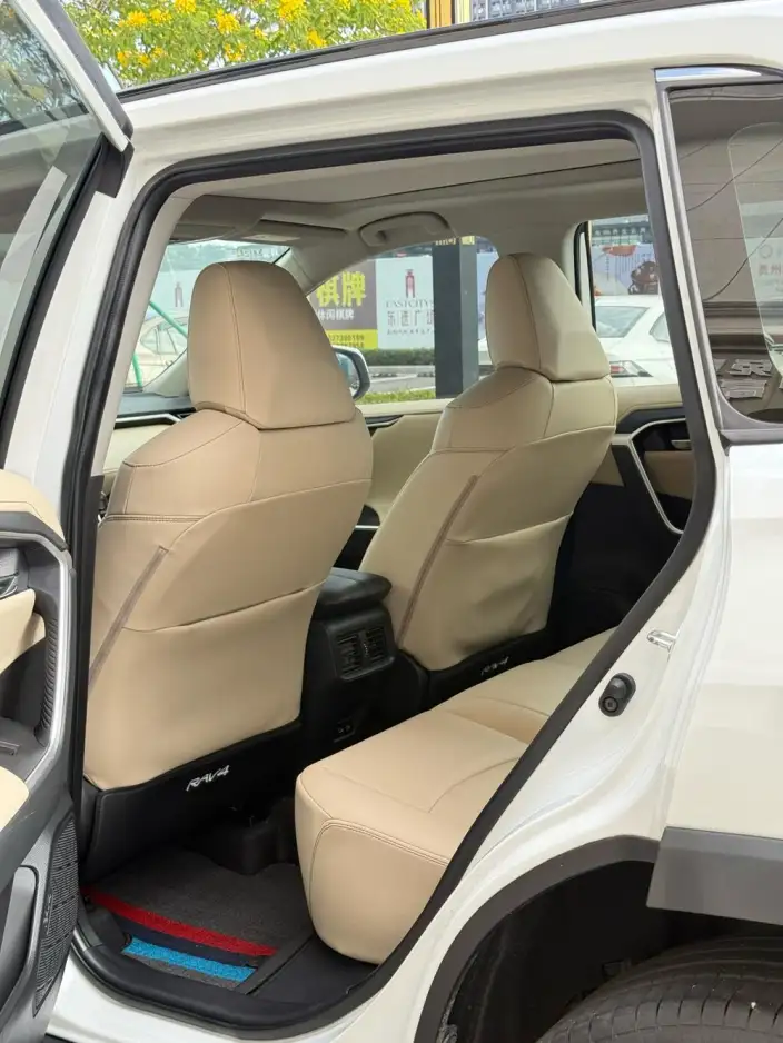 Toyota RAV4 2022 Model 2.0L CVT 2WD Premium Edition – фото 10