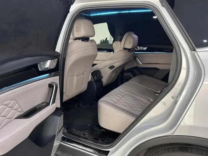 BYD Tang DM 2023 Model DM-p Champion Edition 215KM 4WD Flagship Model – фото 9