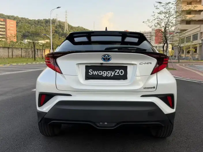 Toyota C-HR 2021 Model Hybrid 2.0L E-CVT Premium Edition – фото 5
