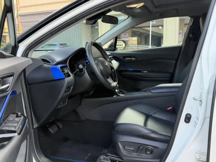 Toyota C-HR 2021 Model Hybrid 2.0L E-CVT Premium Edition – фото 9