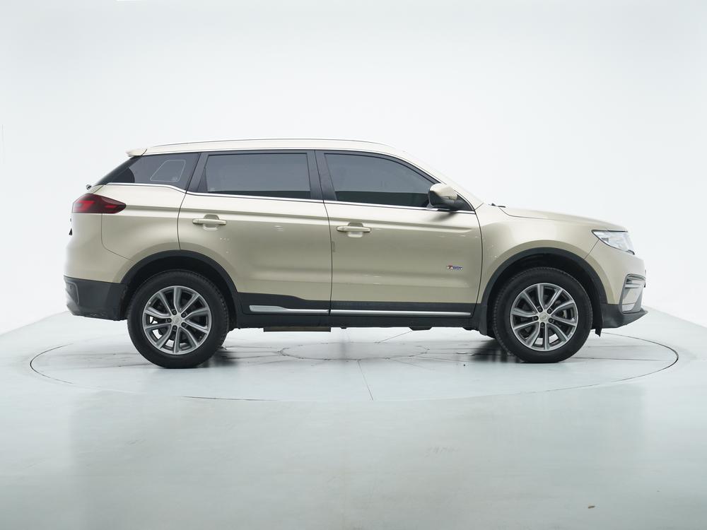 Geely Boyue 2018 1.8TD Automatic 2WD Smart Connect 4G – фото 8