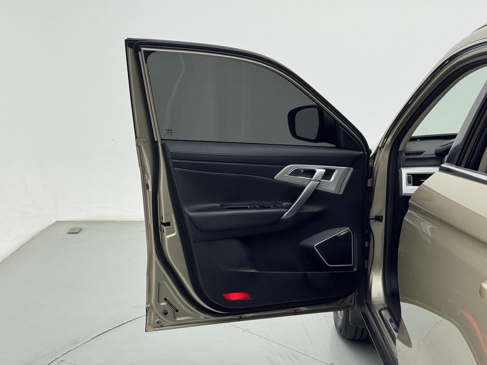 Geely Boyue 2018 1.8TD Automatic 2WD Smart Connect 4G – фото 26