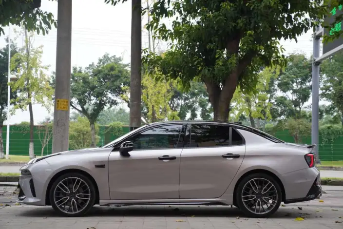 Lynk & Co 03 2026 Model 2.0TD AT Ultra